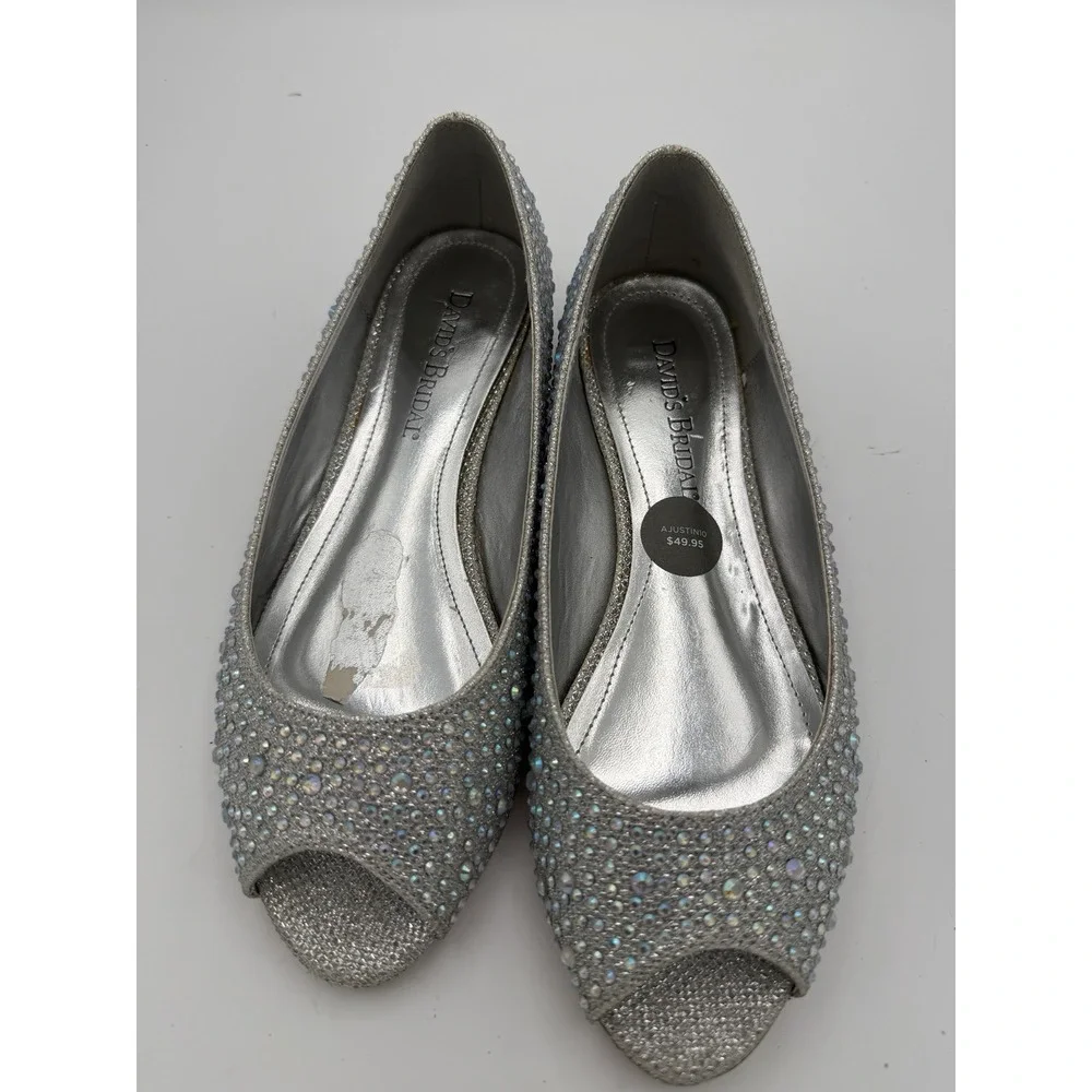 David's Bridal AJUSTIN10 Women's 6 Silver Rhinestone Peep Toe Flats.      1795